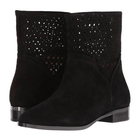 Michael Kors Women’s Black Suede Graham Ankle Booties - size 8 - Picture 1 of 16